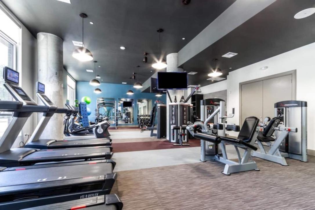 Downtown Apt Free Parking - Pool - Gym - Fully Kitchen Houston Luaran gambar