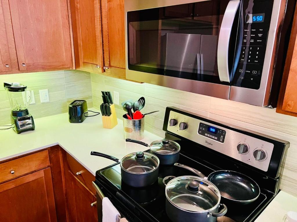 Downtown Apt Free Parking - Pool - Gym - Fully Kitchen Houston Luaran gambar