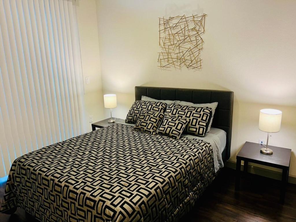 Downtown Apt Free Parking - Pool - Gym - Fully Kitchen Houston Luaran gambar
