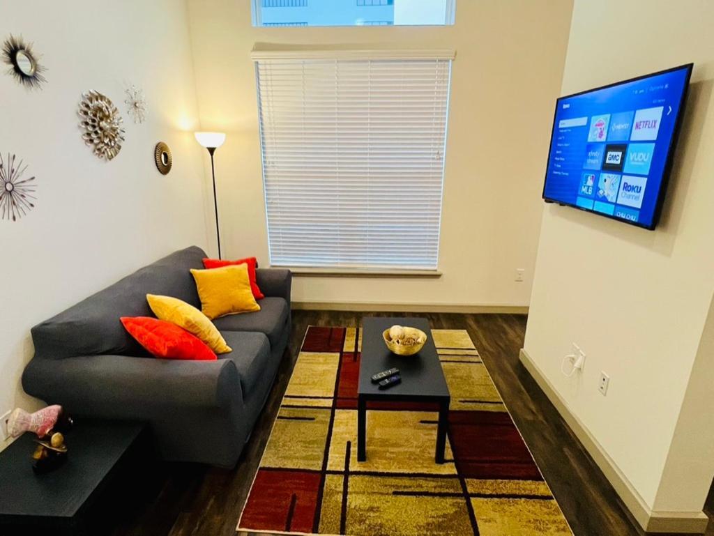Downtown Apt Free Parking - Pool - Gym - Fully Kitchen Houston Luaran gambar